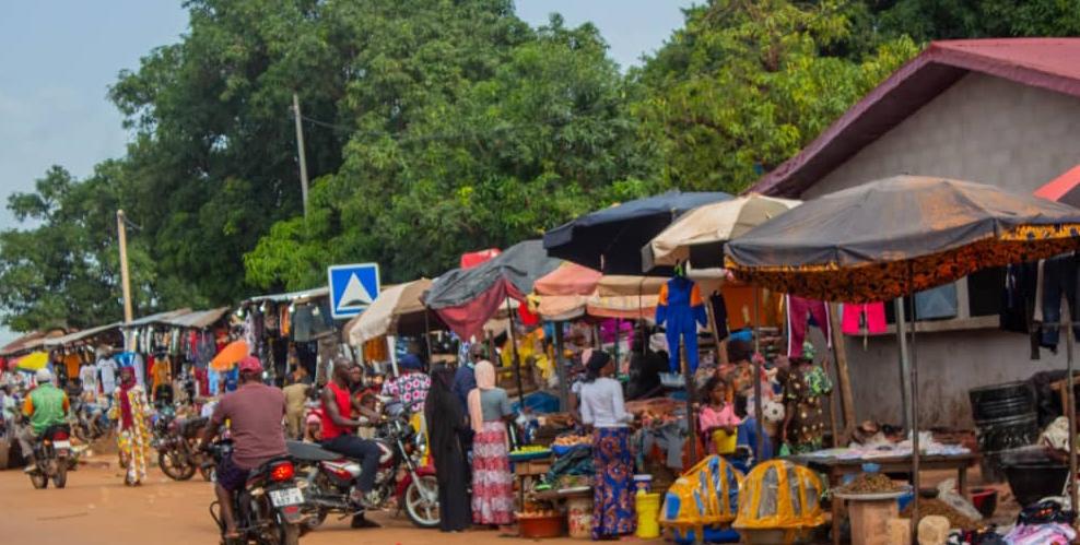 Kouroussa : l’or artisanal, une bénédiction économique qui suscite des interrogations…