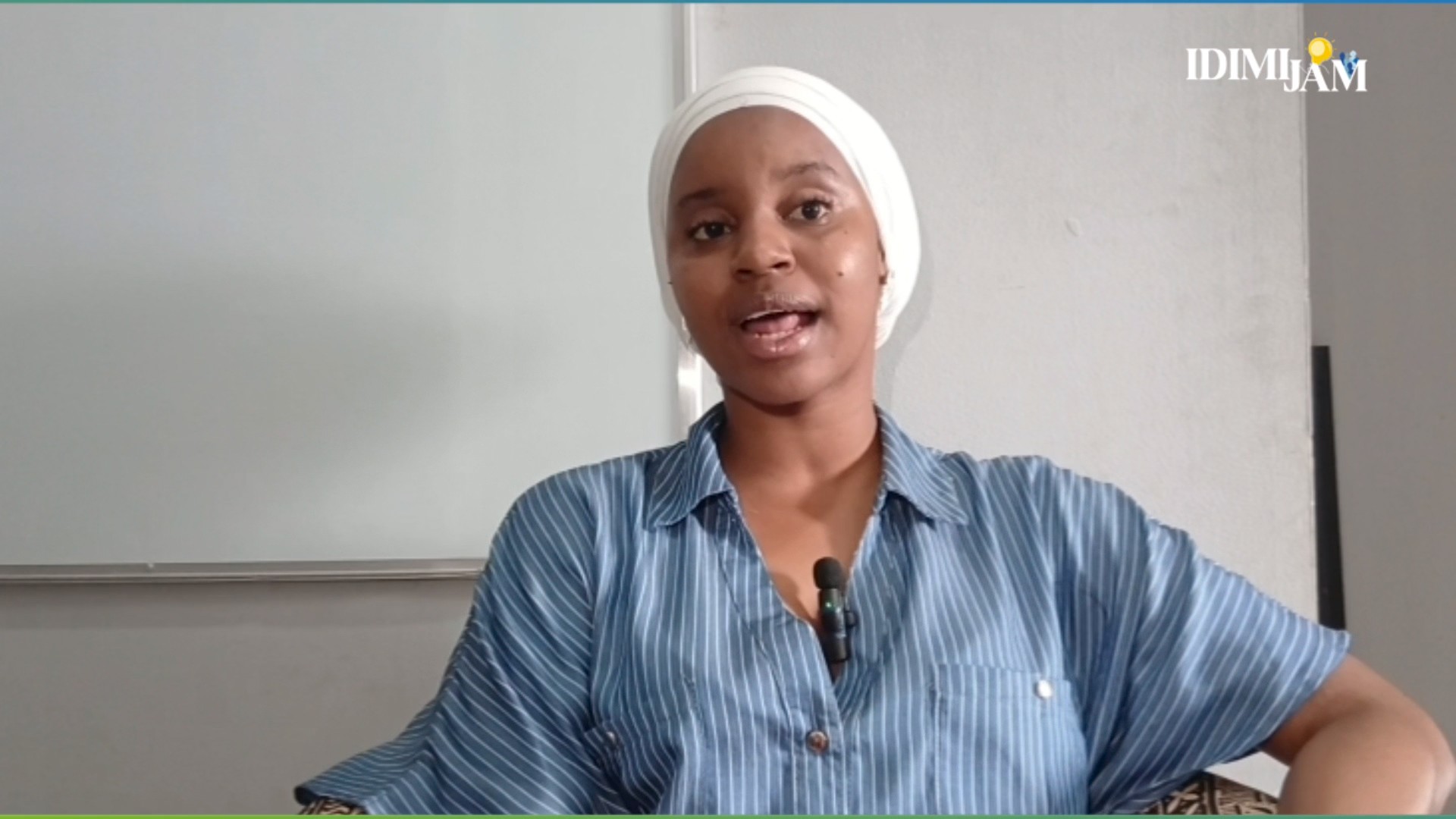 Enfants exposés à la vente de rue : Oumou Khaïry Diallo tire la sonnette d’alarme