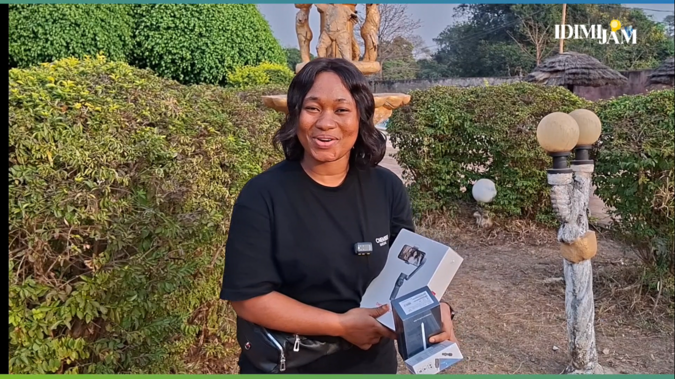 Concours Caméra Citoyenne : les gagnants primés au BlogCamp de Gaoual