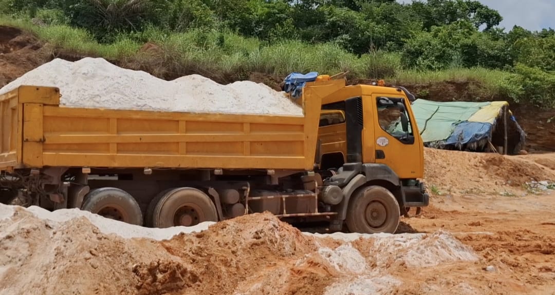 Kindia : à Boussoura, les paysans dénoncent les ravages de la carrière de Koliady