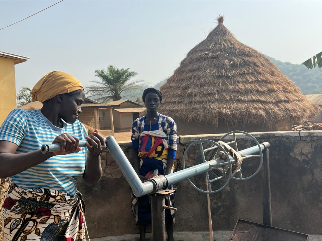 Derrière les perspectives opulentes du projet Simandou, la réalité oubliée des femmes impactées
