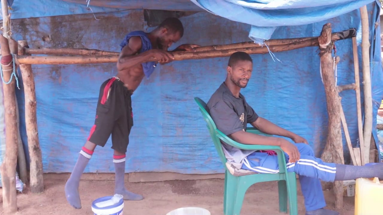 Kankan : à Banankoni, une famille perpétue un savoir-faire traditionnel autour des fractures